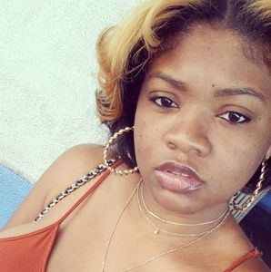 Meet your Posher, Joy